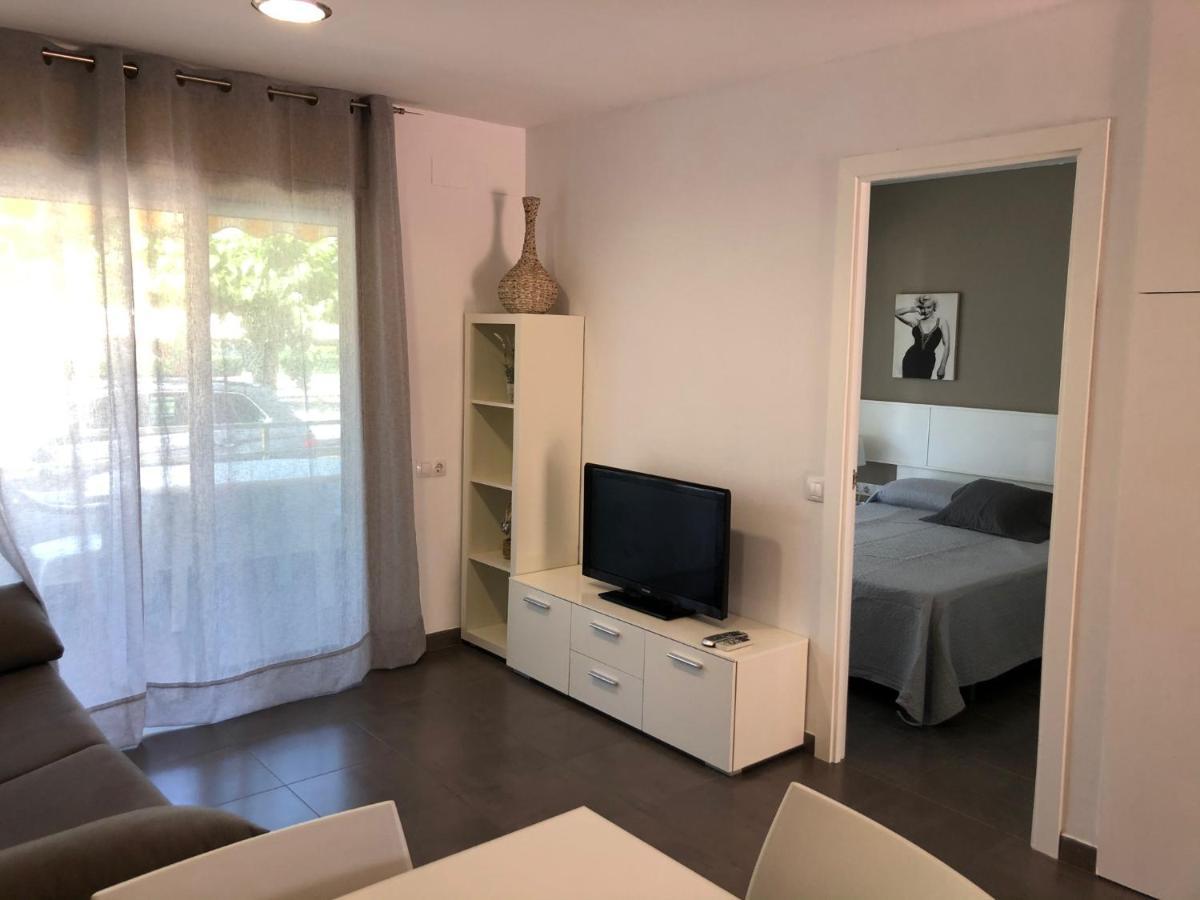 קמברילס Apartaments Colibri מראה חיצוני תמונה