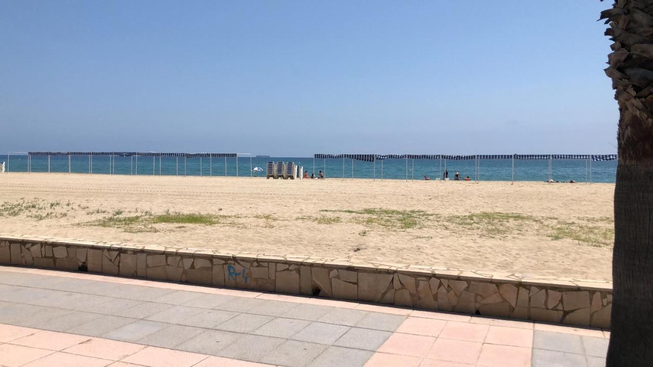 קמברילס Apartaments Colibri מראה חיצוני תמונה