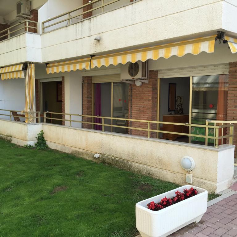 קמברילס Apartaments Colibri מראה חיצוני תמונה
