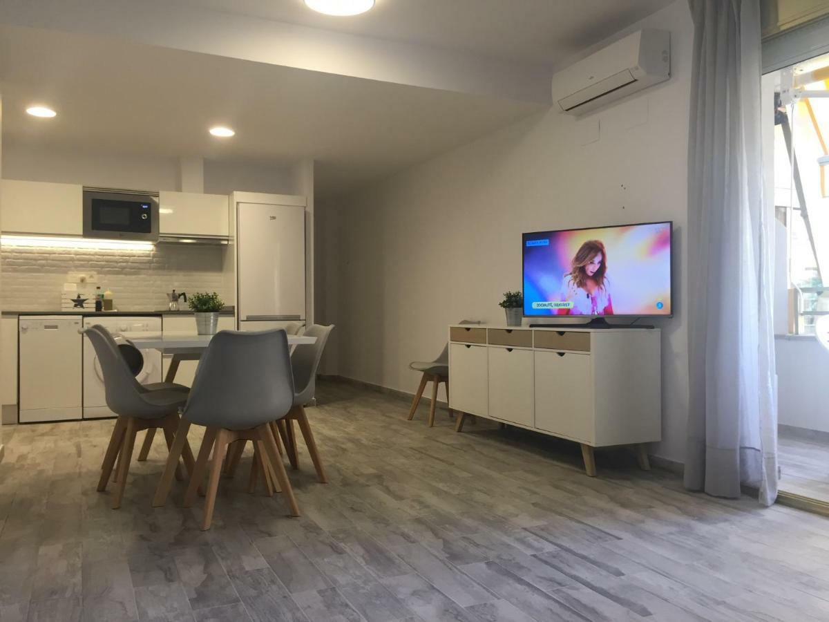 קמברילס Apartaments Colibri מראה חיצוני תמונה