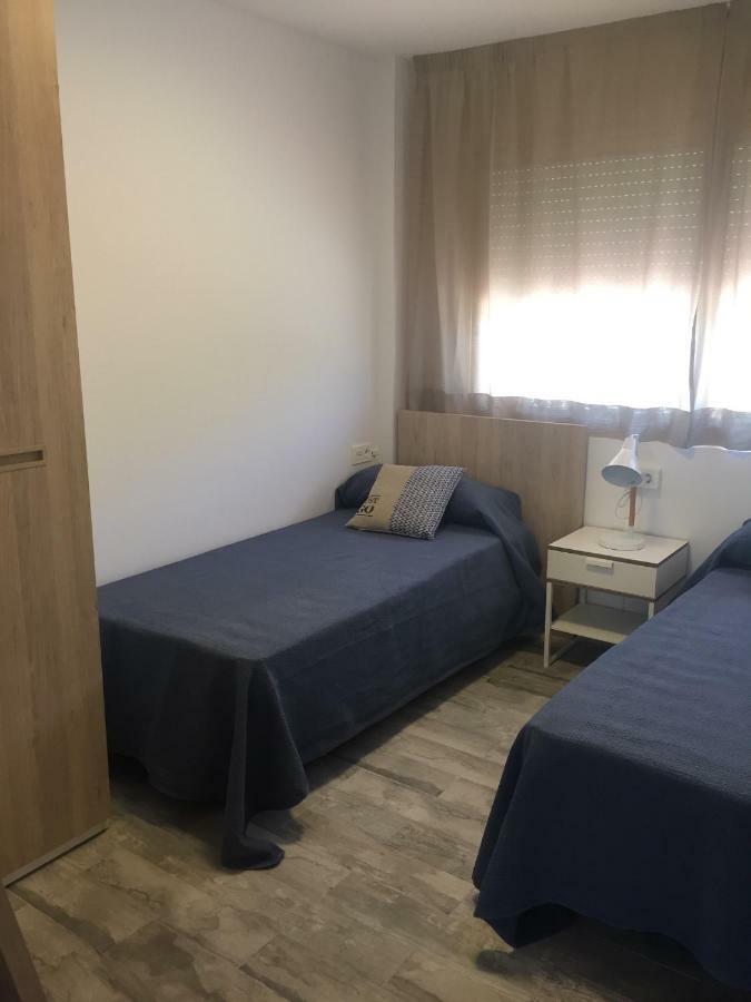 קמברילס Apartaments Colibri מראה חיצוני תמונה