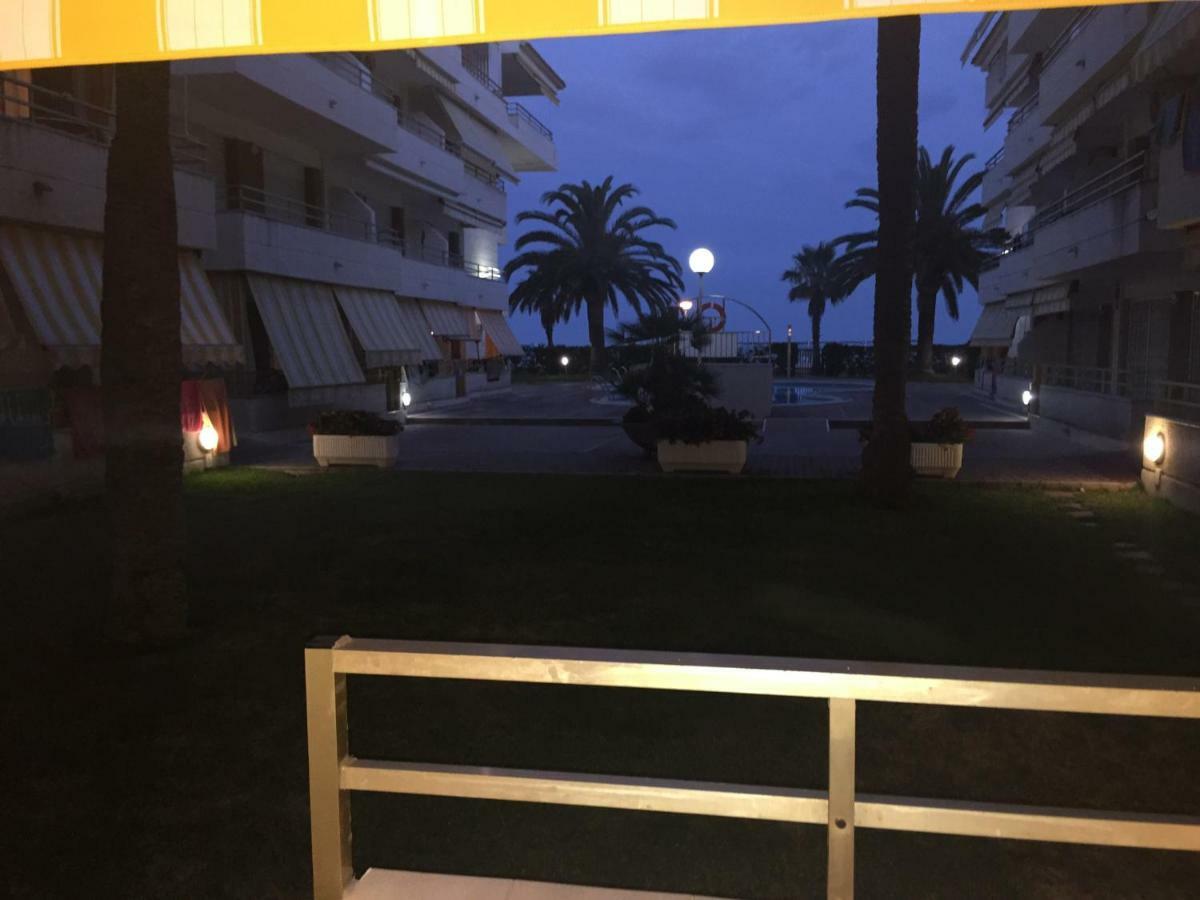 קמברילס Apartaments Colibri מראה חיצוני תמונה