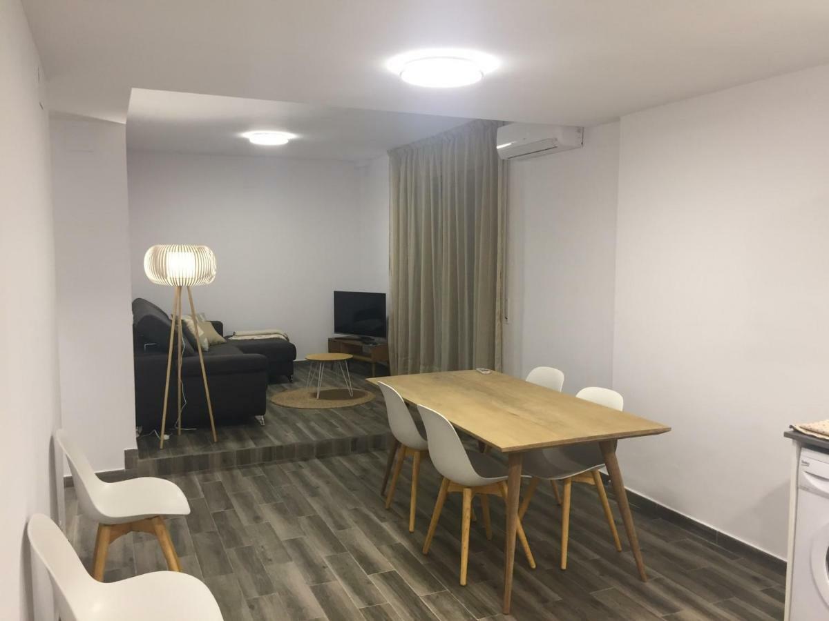 קמברילס Apartaments Colibri מראה חיצוני תמונה