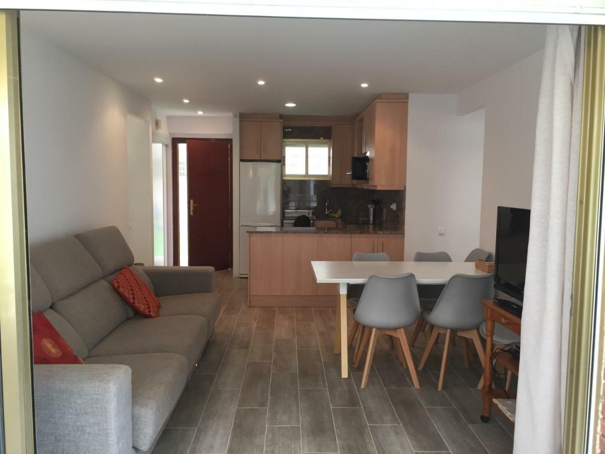 קמברילס Apartaments Colibri מראה חיצוני תמונה