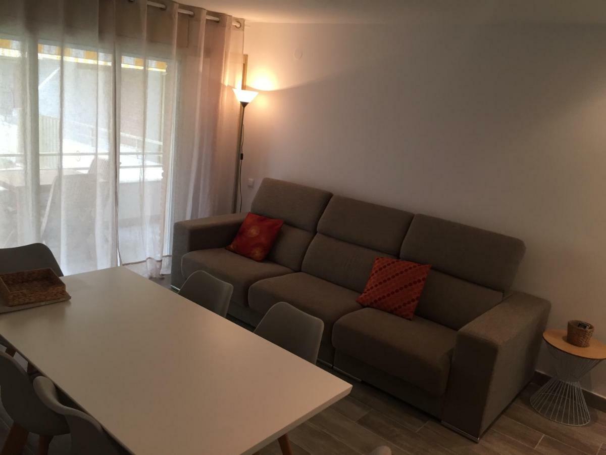 קמברילס Apartaments Colibri מראה חיצוני תמונה