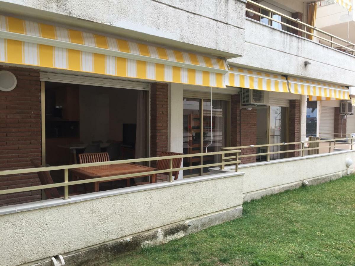 קמברילס Apartaments Colibri מראה חיצוני תמונה