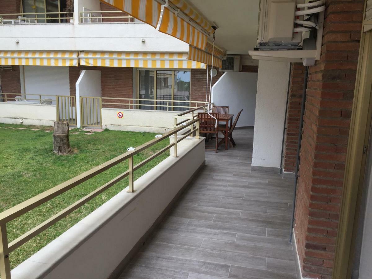 קמברילס Apartaments Colibri מראה חיצוני תמונה
