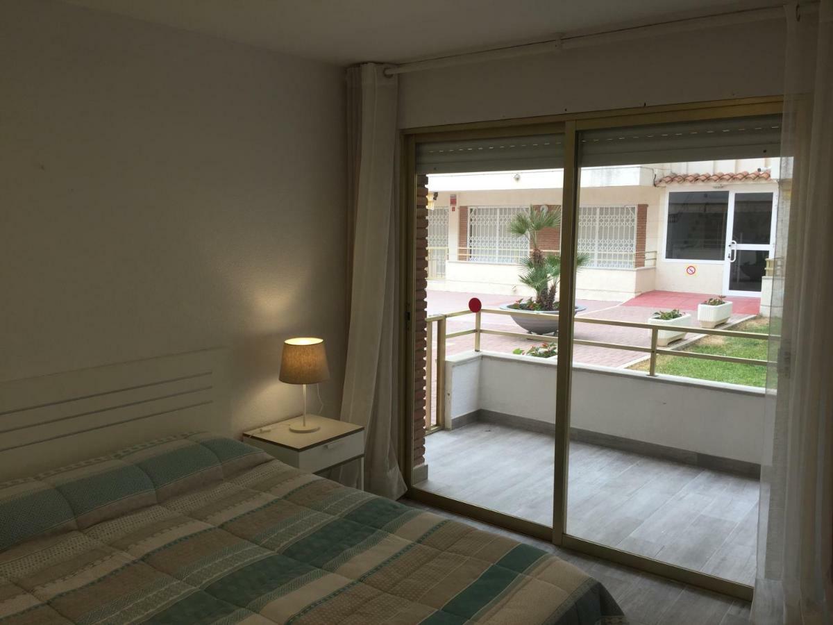קמברילס Apartaments Colibri מראה חיצוני תמונה